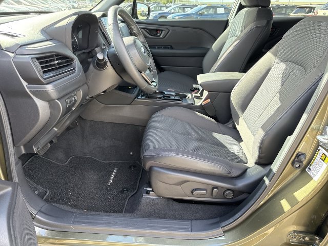 Certified 2026 Subaru Forester Premium w/ Base/Premium Package AWD/4WD image 17