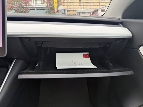 Used 2021 Tesla Model Y Long Range image 22