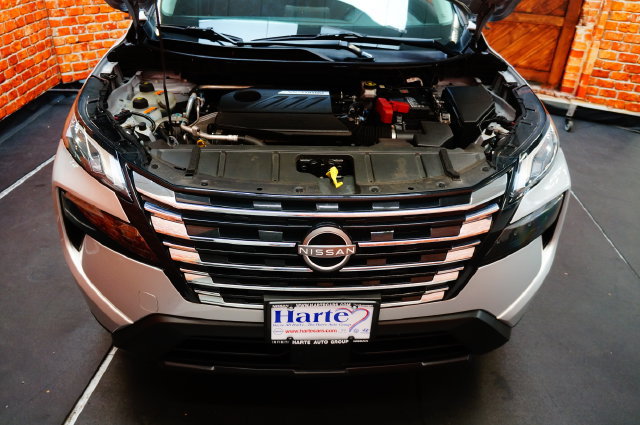 Certified 2025 Nissan Rogue SV AWD/4WD image 63