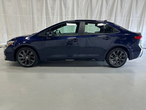 Used 2026 Toyota Corolla SE FWD image 4