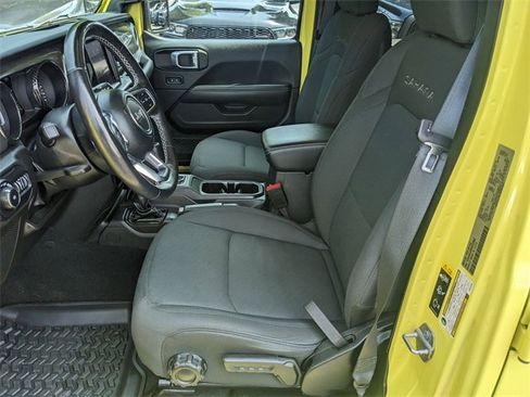 Certified 2022 Jeep Wrangler Unlimited Sahara w/ Cold Weather Group image 6