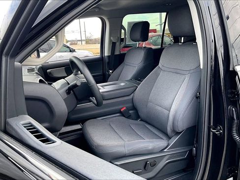 Used 2025 Ford Expedition Max Active AWD/4WD image 35