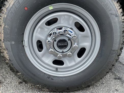 New 2025 Ford F350 XL w/ XL Driver Assist Package image 5