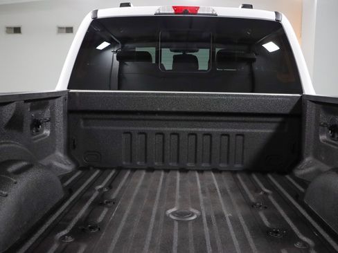 Used 2023 Ford F250 Lariat w/ Sport Appearance Package AWD/4WD image 30