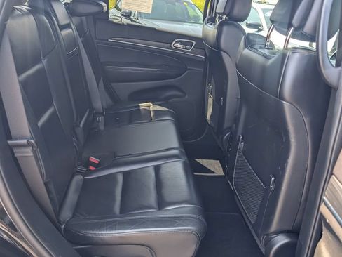 Used 2020 Jeep Grand Cherokee Limited w/ Trailer Tow Group IV AWD/4WD image 18