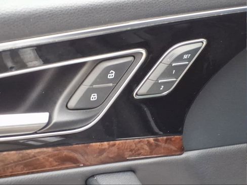 Used 2018 Audi Q7 3.0T Prestige w/ Prestige Package image 12