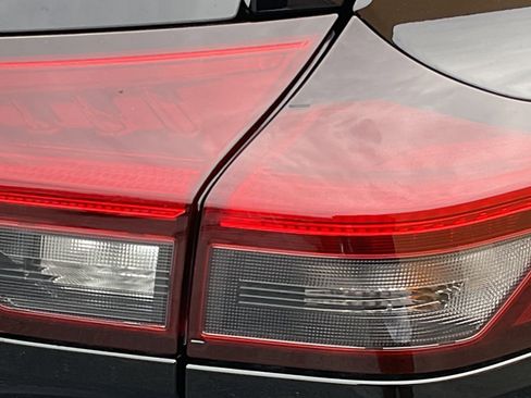 Used 2026 Nissan Rogue Platinum w/ Platinum Premium Package image 11