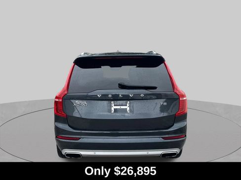 Used 2021 Volvo XC90 T5 Momentum w/ Advanced Package AWD/4WD image 4