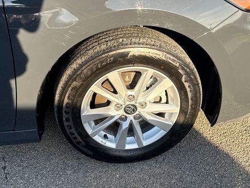 Used 2025 Toyota Camry LE image 41