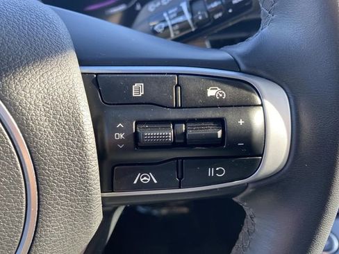 Used 2023 Kia Sportage EX image 29