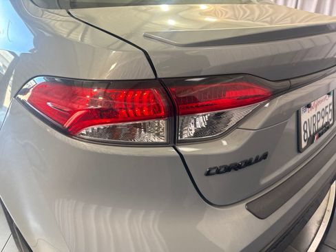Used 2021 Toyota Corolla SE w/ Carpet Mat Package (TMS) FWD image 13