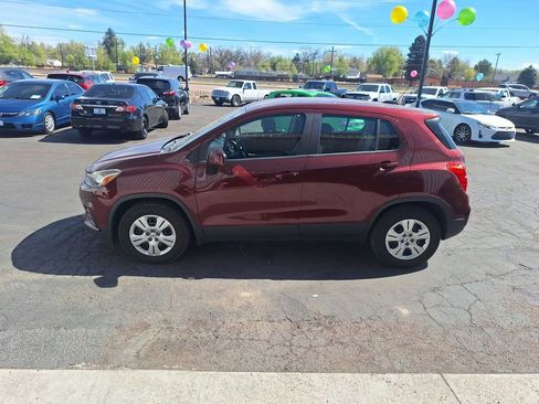Used 2017 Chevrolet Trax LS image 5