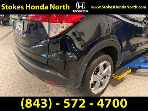 Used 2022 Honda HR-V LX image 5