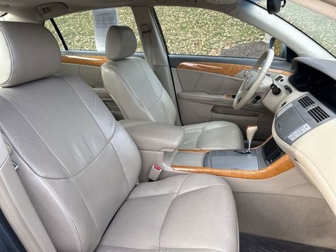 Used 2006 Toyota Avalon XLS image 13
