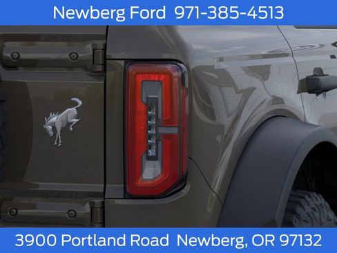 New 2026 Ford Bronco Outer Banks w/ Sasquatch Package AWD/4WD image 23