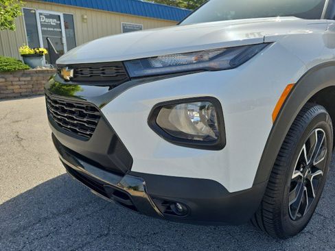 Used 2021 Chevrolet TrailBlazer ACTIV w/ Convenience Package AWD/4WD image 9