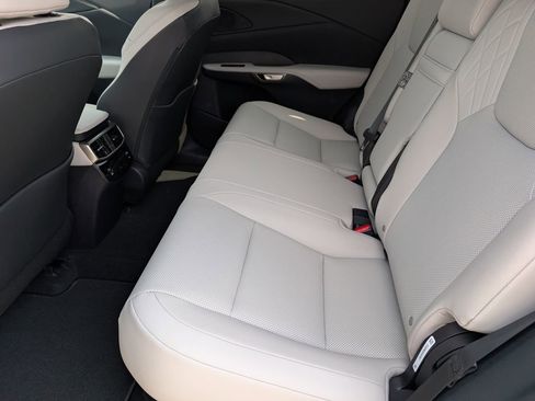 New 2026 Lexus RX 350h AWD/4WD image 13