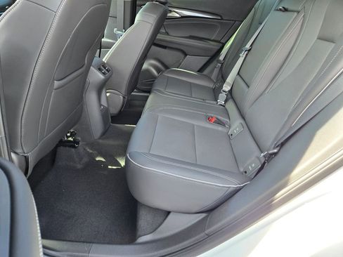 Used 2023 Buick Envision Essence FWD image 11