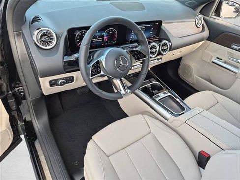 New 2026 Mercedes-Benz GLA 250 image 3