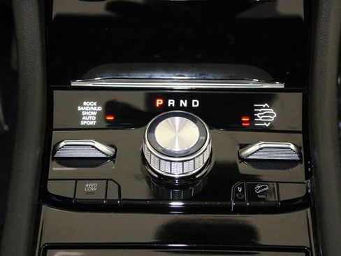 Used 2022 Jeep Grand Cherokee Overland w/ Adv Protech Group III image 52