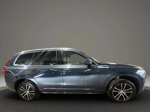 Used 2020 Volvo XC90 T5 Momentum AWD/4WD image 4