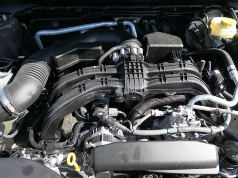 Certified 2025 Subaru Outback Premium image 27