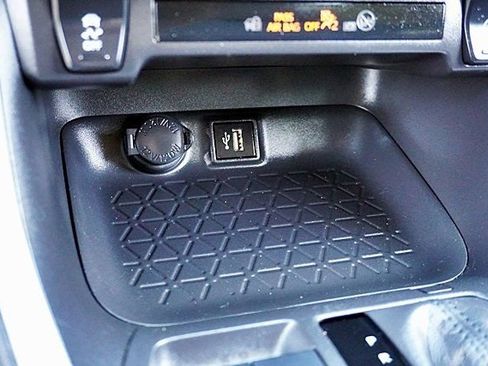 Used 2025 Toyota RAV4 LE FWD image 28