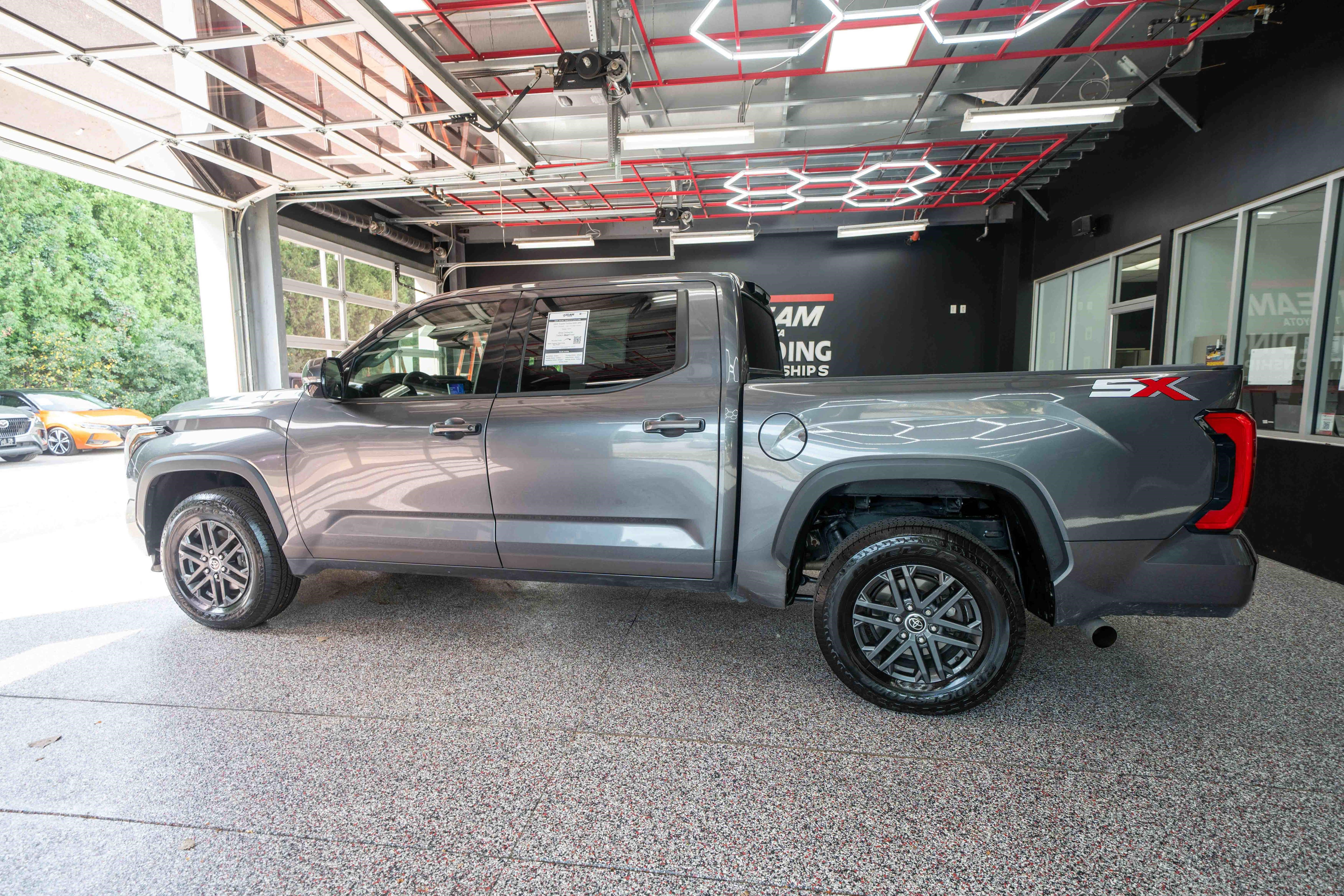 Used 2023 Toyota Tundra SR5 w/ SR5 Convenience Package AWD/4WD image 2