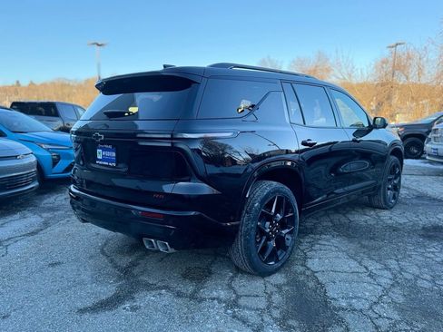 New 2026 Chevrolet Traverse RS w/ LPO, Floor Liner Package image 5