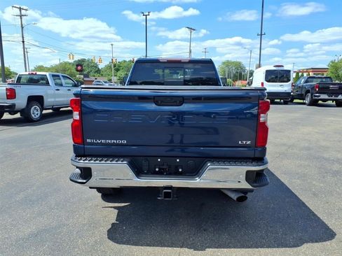Used 2023 Chevrolet Silverado 2500 LTZ w/ LTZ Plus Package AWD/4WD image 6