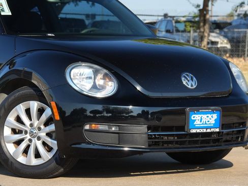 Used 2013 Volkswagen Beetle 2.5 FWD image 16