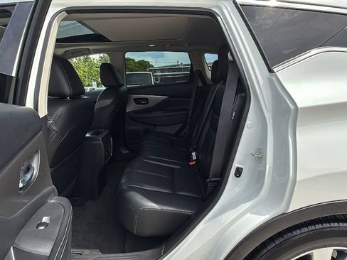 Used 2019 Nissan Murano SL w/ SL Technology Package FWD image 25
