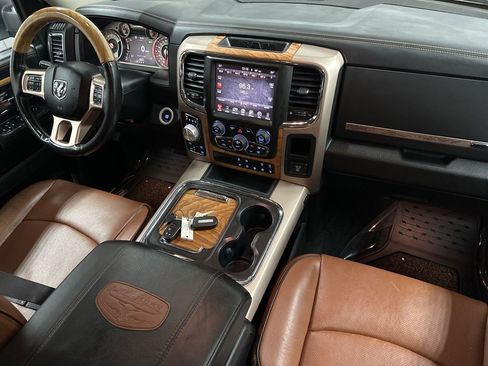 Used 2017 RAM 1500 Laramie Longhorn w/ Convenience Group image 11