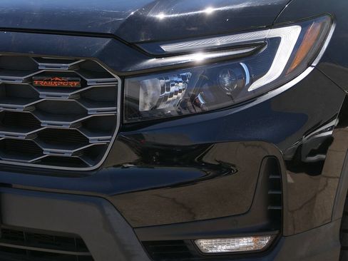 Used 2023 Honda Passport TrailSport image 7
