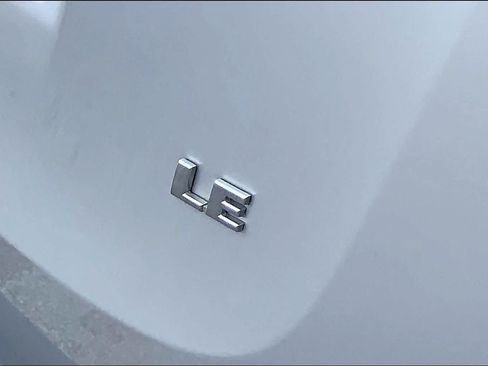 Used 2015 Toyota RAV4 LE FWD image 30