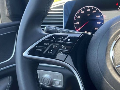 Used 2025 Mercedes-Benz GLE 350 4MATIC image 37