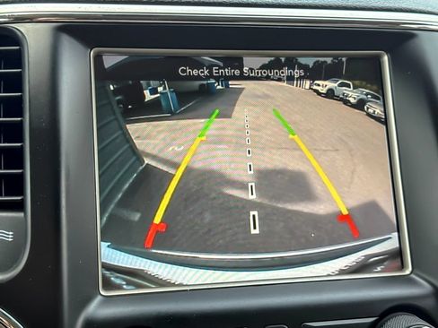 Used 2015 Jeep Grand Cherokee Limited RWD image 19