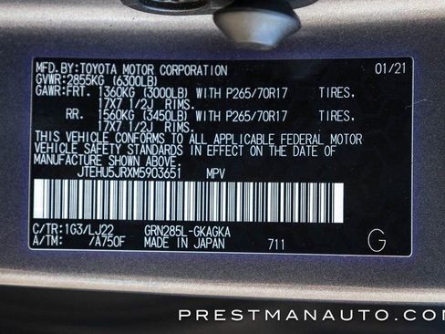 Used 2021 Toyota 4Runner Venture w/ Moonroof Package image 46