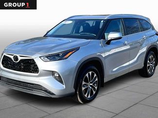 Certified 2025 Toyota Highlander XLE video 1