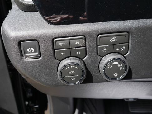 New 2026 Chevrolet Silverado 1500 LT AWD/4WD image 9