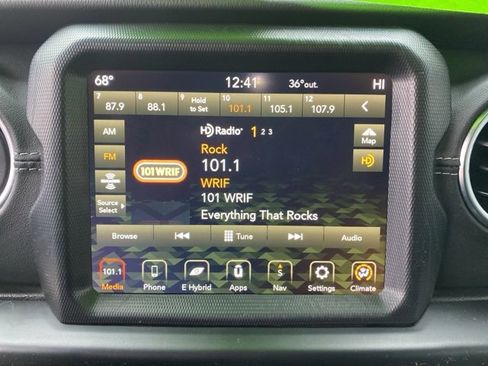 Used 2021 Jeep Wrangler Unlimited Sahara w/ Cold Weather Group image 25