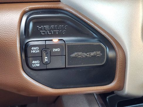 Used 2020 RAM 3500 Laramie image 23