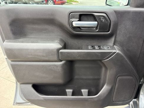 Used 2021 Chevrolet Silverado 1500 Custom image 16