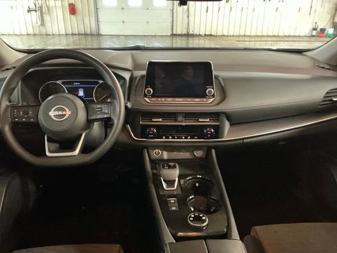 Certified 2023 Nissan Rogue SV image 20