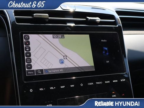 Certified 2024 Hyundai Santa Cruz Limited AWD/4WD image 36