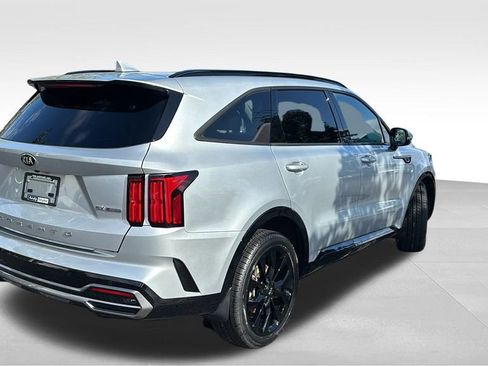Used 2021 Kia Sorento SX image 7