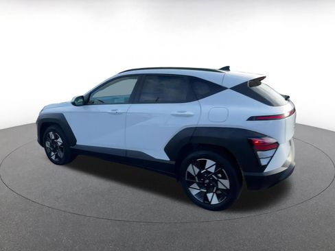 Used 2025 Hyundai Kona SEL image 10