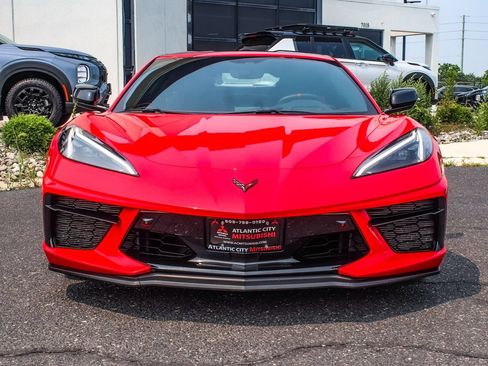 Used 2022 Chevrolet Corvette Stingray Premium Cpe w/ Z51 Performance Package RWD image 2