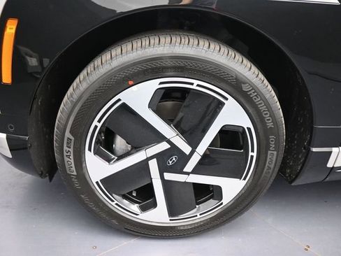 New 2026 Hyundai Ioniq 9 Limited image 22