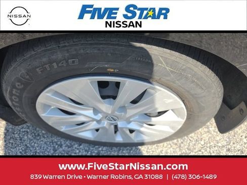Used 2024 Nissan Sentra S FWD image 13